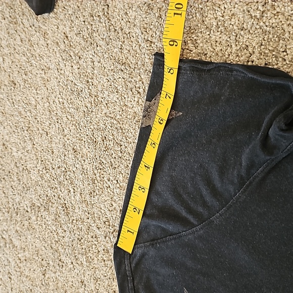 John Varvatos Black Star Print Short Sleeve Tee - Picture 7 of 10